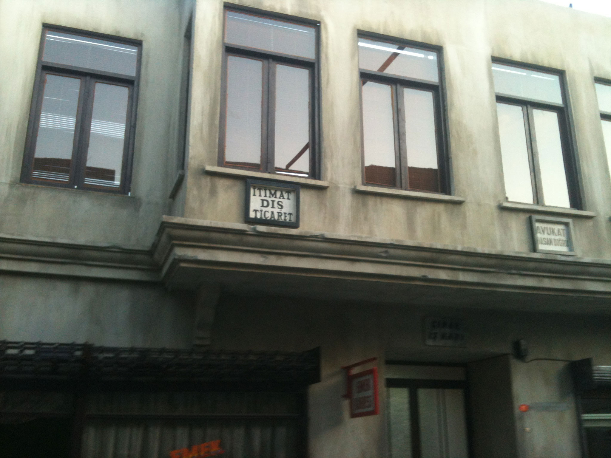 dizi-set-dekor-eskitme