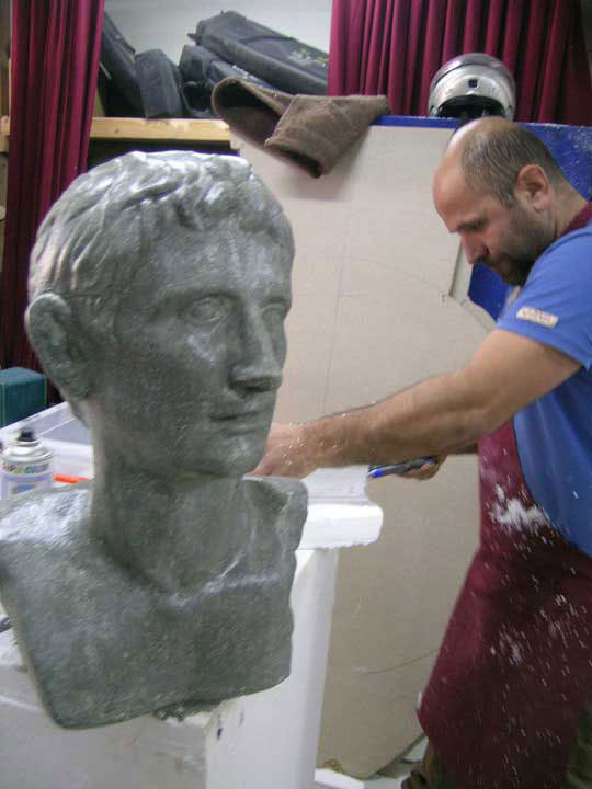 granit-tas-efektli-heykel