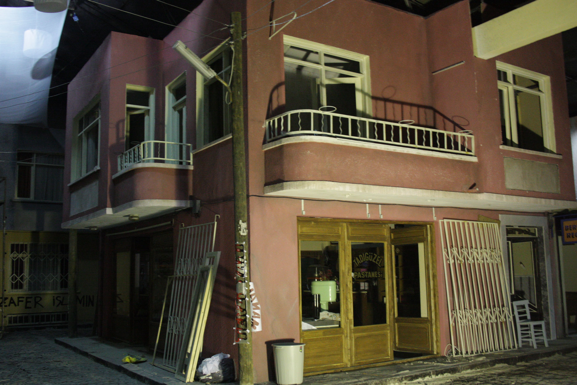 seksenle-dekor-eskitme